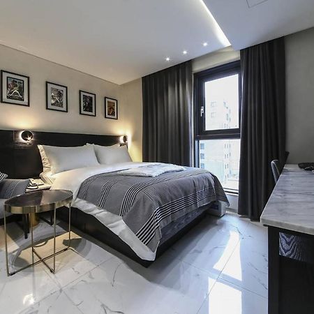 The Post Hotel Сеул Экстерьер фото